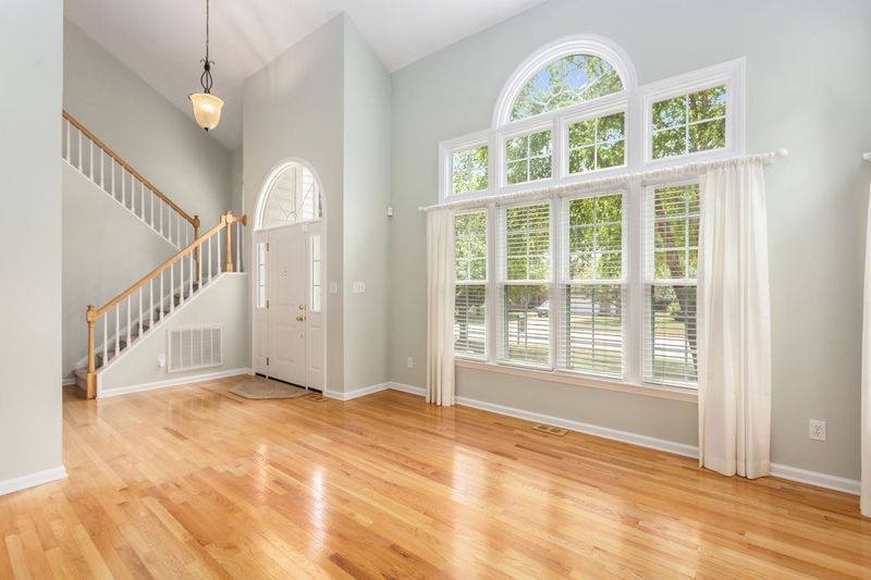 506 Kimloch Dr, Garner, NC 27529