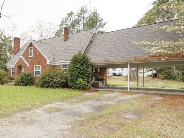 506 S Main St, Fuquay Varina, NC 27526