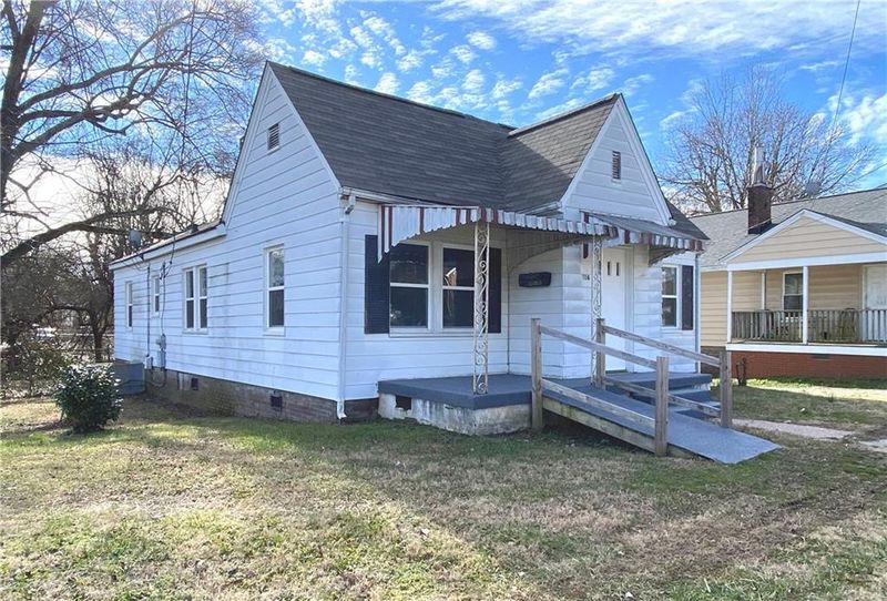 506 S Mebane St, Burlington, NC 27215