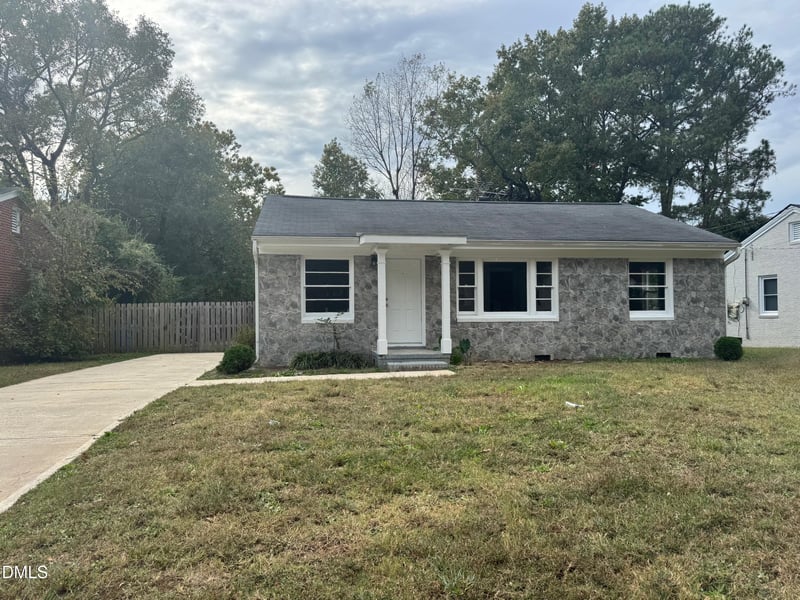 506 Mosby St, Wilson, NC 27893