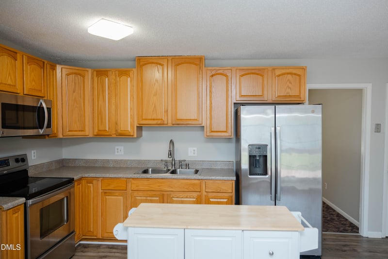 506 Saint St, Dunn, NC 28334