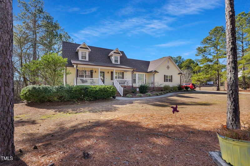 506 Tirzah Dr, Lillington, NC 27546
