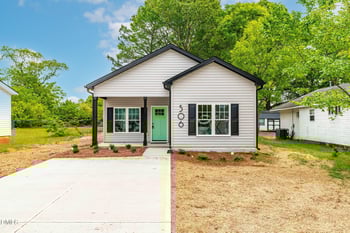 506 Townsend St, Dunn, NC 28334