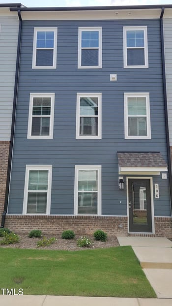 506 Village Branch Ln, Wake Forest, NC 27587