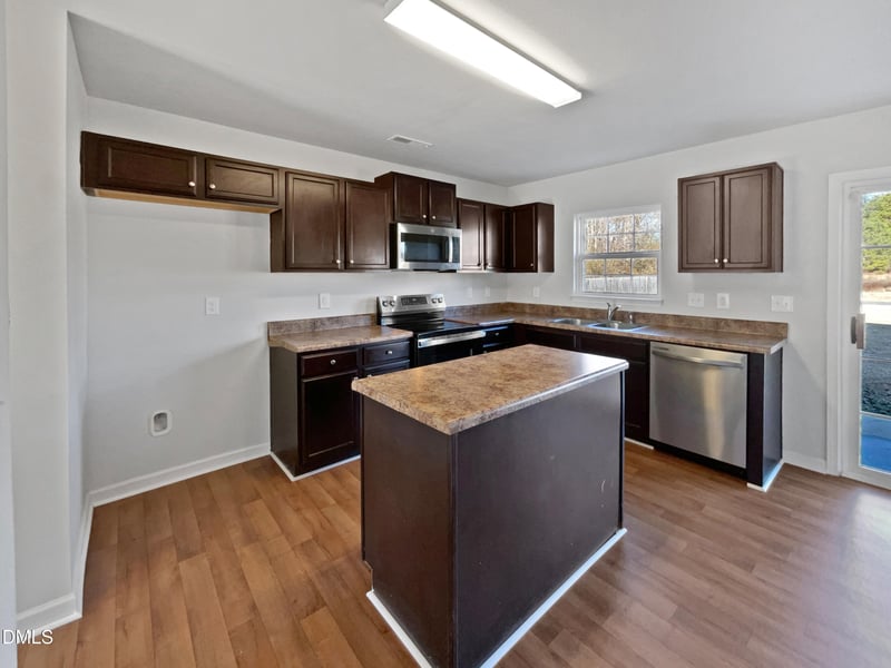 506 Wild Goose Ln, Creedmoor, NC 27522