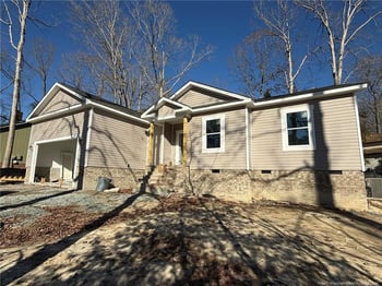 5062 Bluebird Dr, Sanford, NC 27332