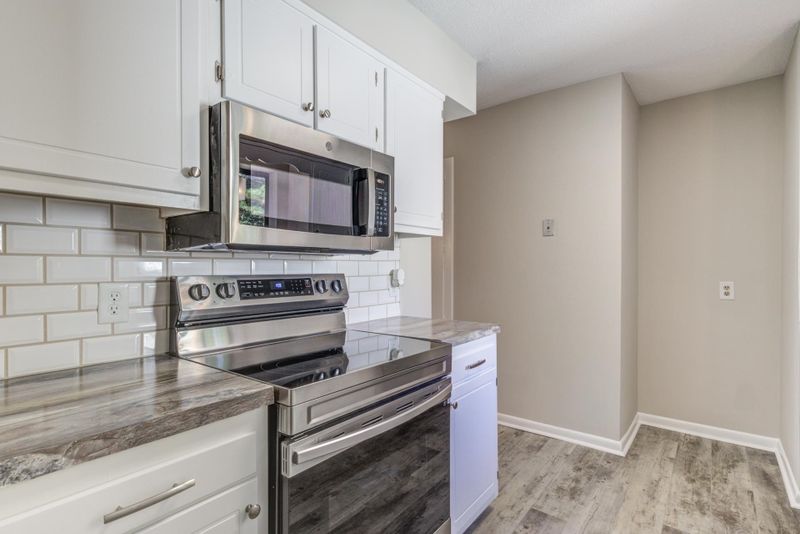 5062 Flint Ridge Pl #5062, Raleigh, NC 27609