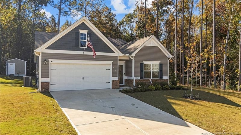 5067 Pioneer Dr, Sanford, NC 27330