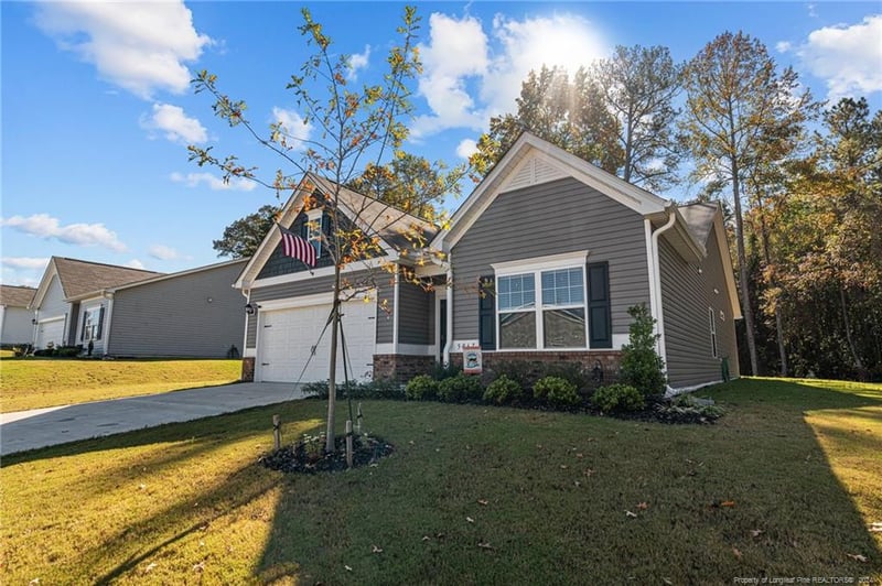 5067 Pioneer Dr, Sanford, NC 27330