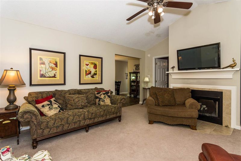 507 Abbington Ct, Clayton, NC 27527