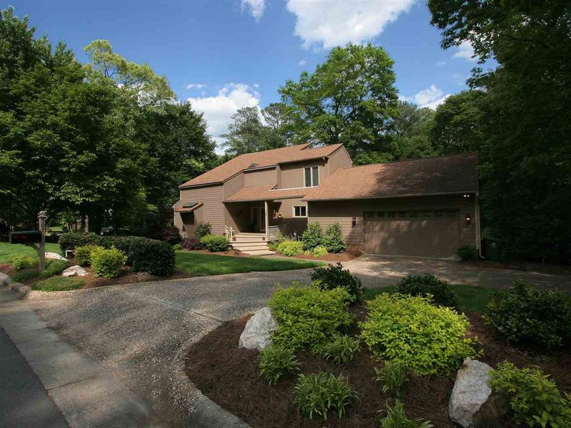 507 Annandale Dr, Cary, NC 27511