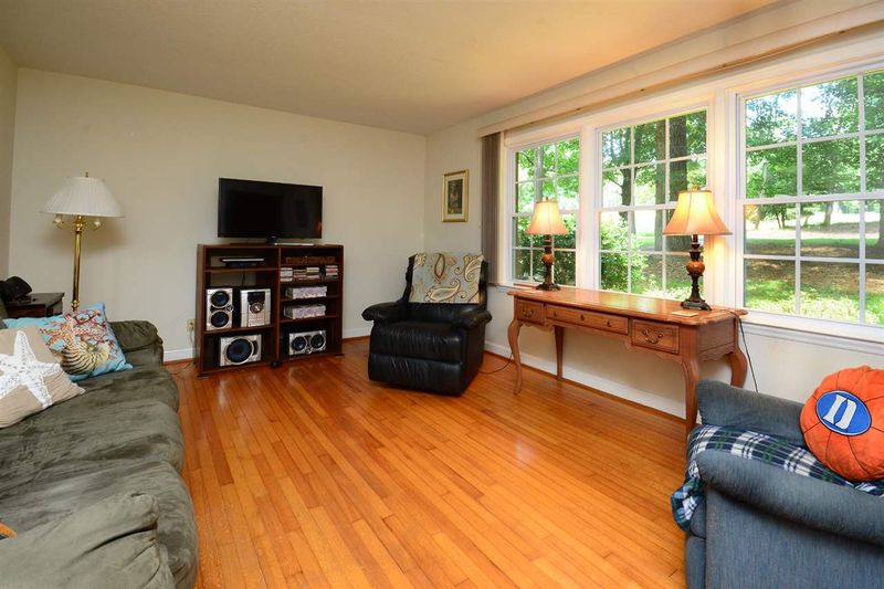 507 Continental Dr, Durham, NC 27712