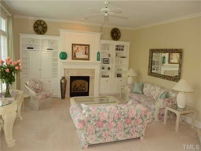 507 Devonhall Ln, Cary, NC 27518