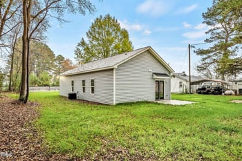 507 Edwards St, Princeton, NC 27569