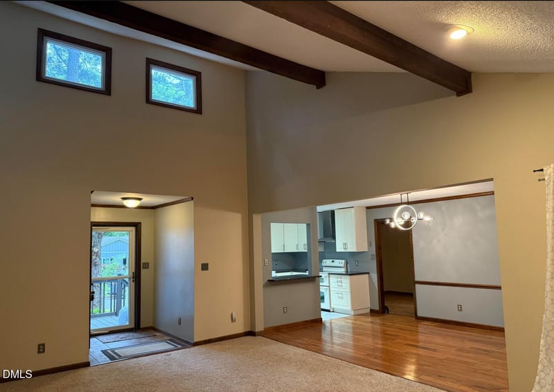 507 Holtz Ln, Cary, NC 27511