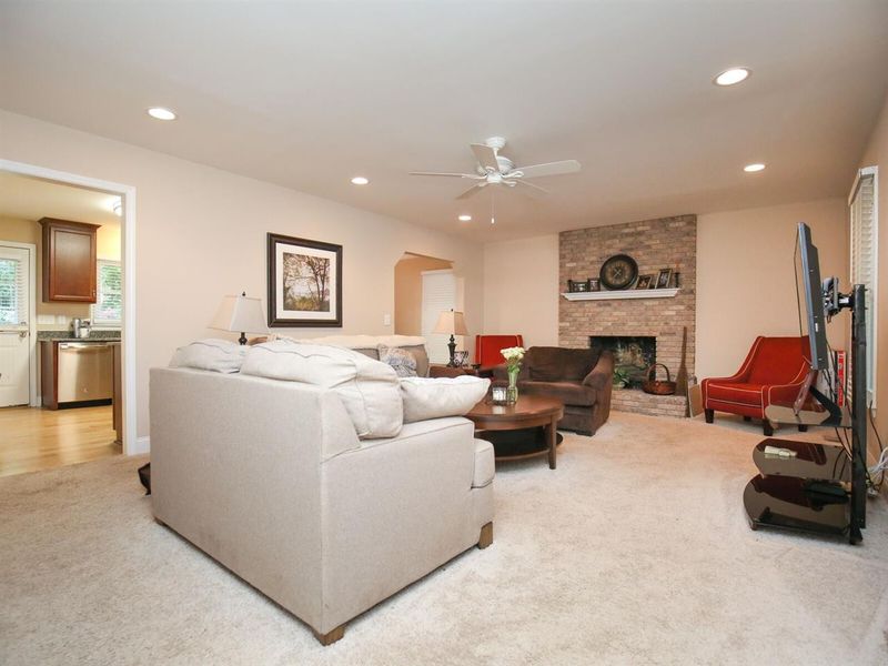 507 John Mitchell Rd, Youngsville, NC 27596