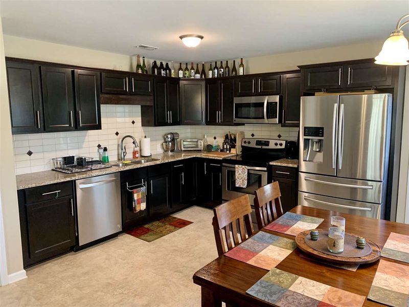 507 N Johnson St N, Benson, NC 27504