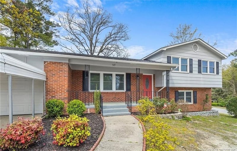 507 N Platte Rd, Fayetteville, NC 28303