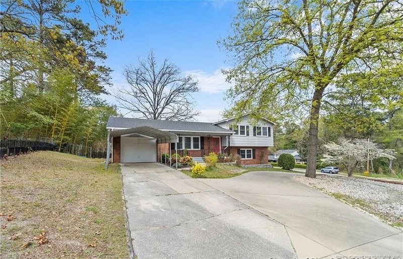 507 N Platte Rd, Fayetteville, NC 28303