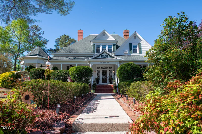 507 E Second St, Clayton, NC 27520