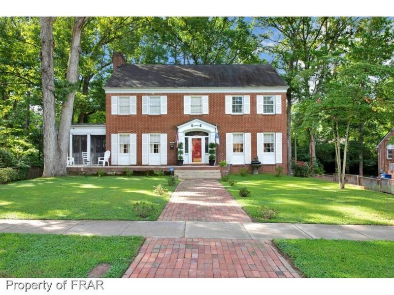507 Summit Dr, Sanford, NC 27330