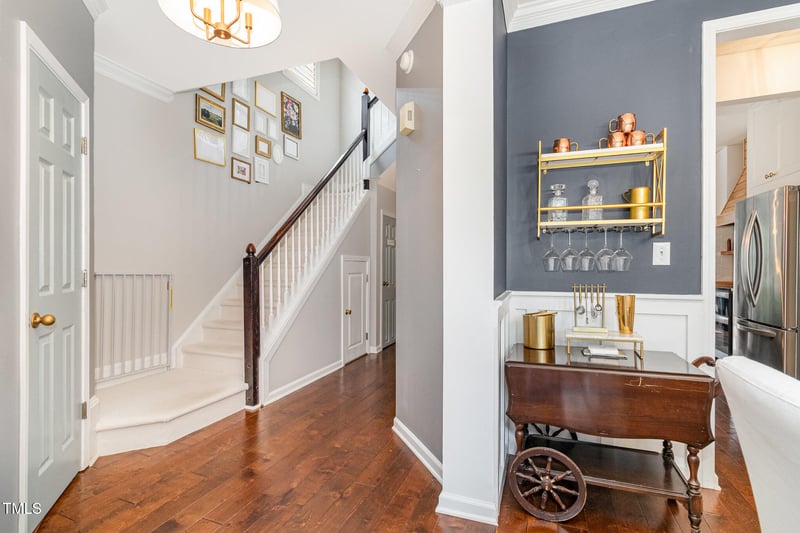507 Village Loop Dr, Apex, NC 27502
