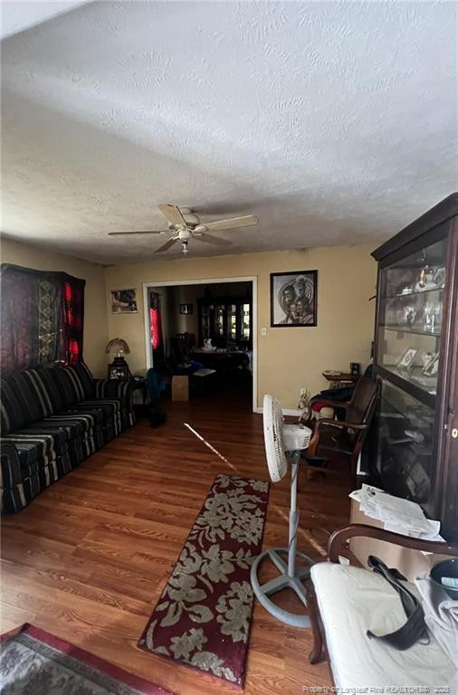 507 Warmsprings Dr, Fayetteville, NC 28303