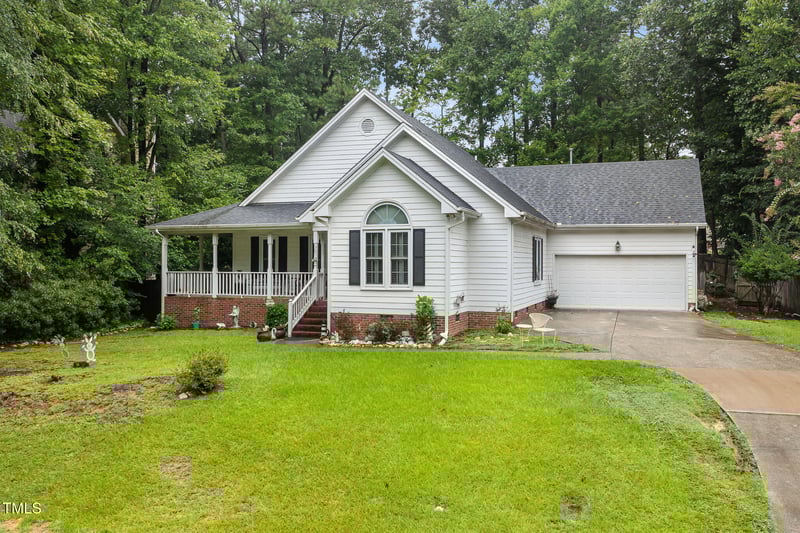 507 Westminster Dr, Clayton, NC 27520