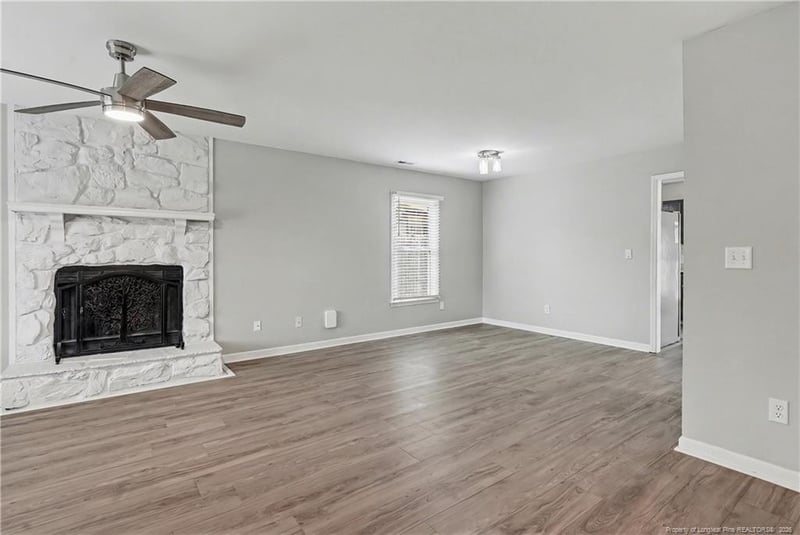 5073 Linton Hall Rd, Fayetteville, NC 28311