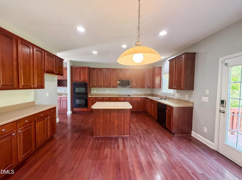 5073 Stonewood Pines Dr, Knightdale, NC 27545