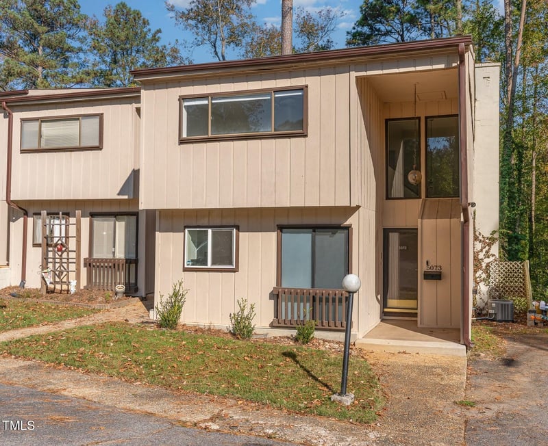5073 Tall Pines Ct, Raleigh, NC 27609