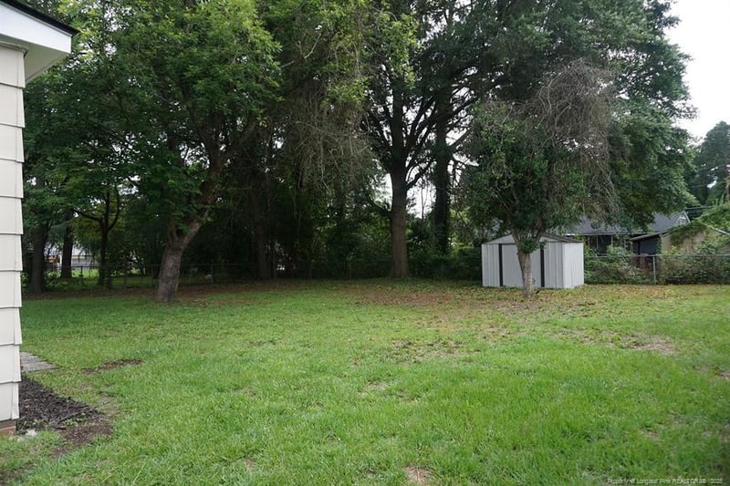5075 Chesapeake Rd, Fayetteville, NC 28311