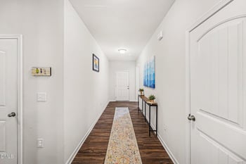 5077 Pioneer Dr, Sanford, NC 27330