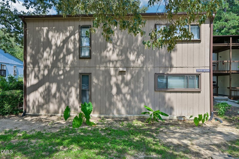 5078 Flint Ridge Pl, Raleigh, NC 27609