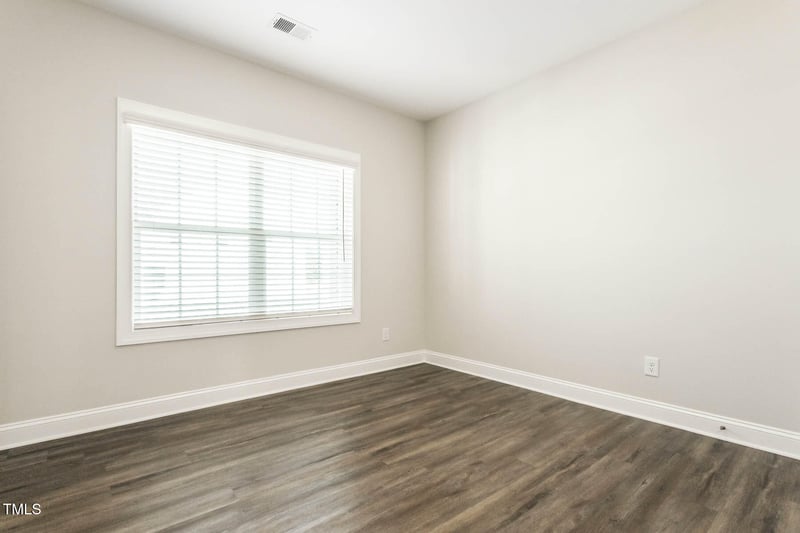 508 Azalea Gaze Dr, Youngsville, NC 27596