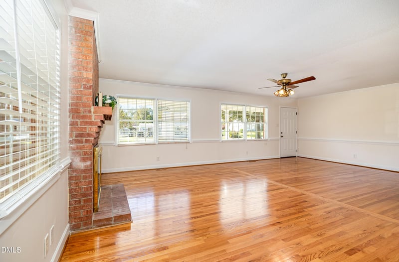 508 Baker St, Four Oaks, NC 27524