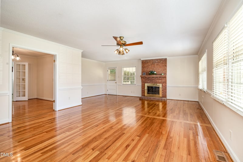 508 Baker St, Four Oaks, NC 27524