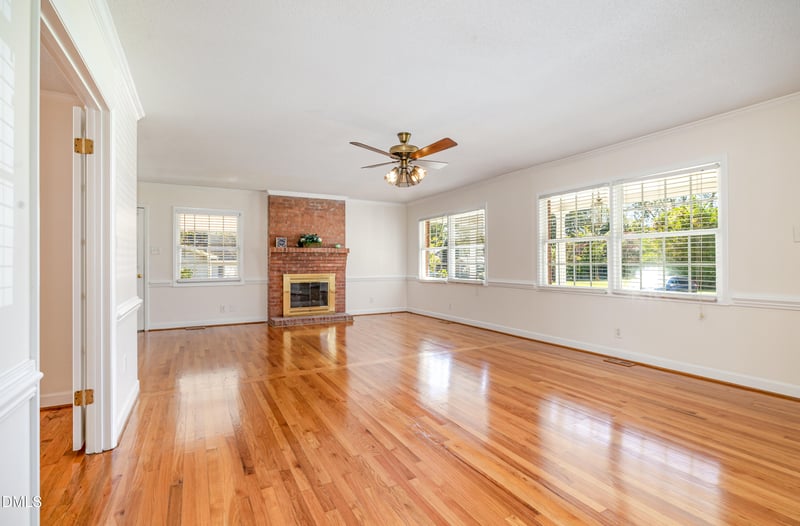 508 Baker St, Four Oaks, NC 27524