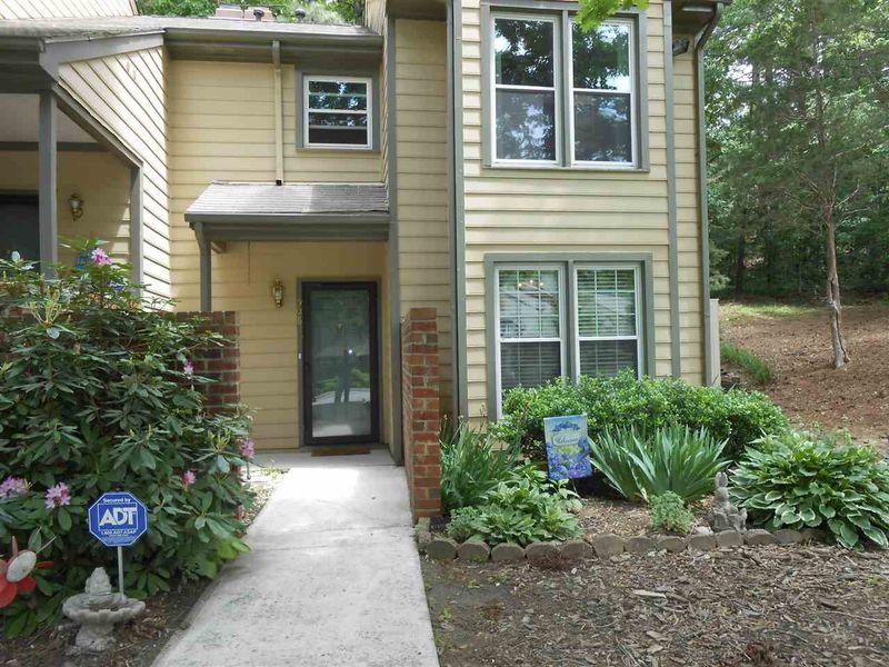 508 Broad Leaf Cir #508, Raleigh, NC 27613