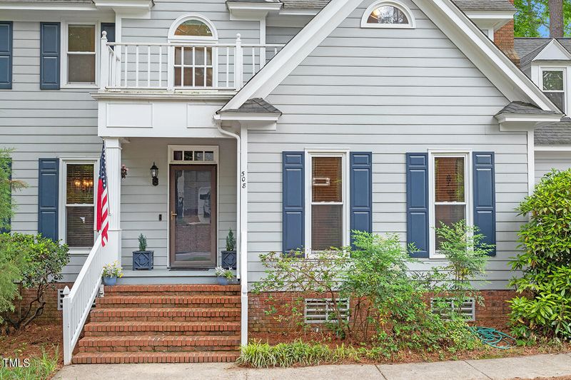 508 Carolyn Ct, Cary, NC 27511