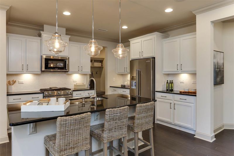 508 Cedar Ridge Rd, Cary, NC 27513