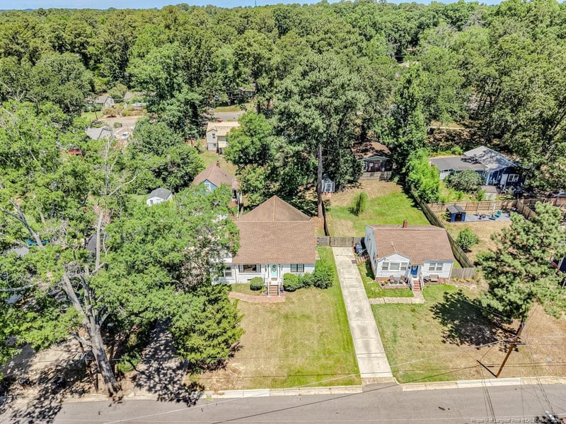 508 Chisholm St, Sanford, NC 27330