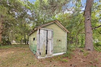 508 E 6th Ave, Raeford, NC 28376