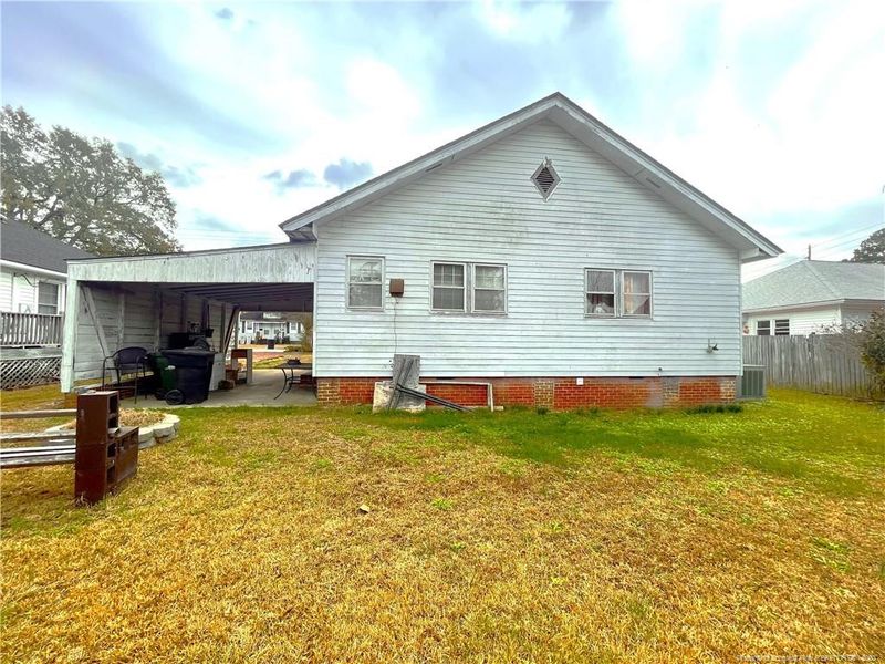 508 W E St, Erwin, NC 28339