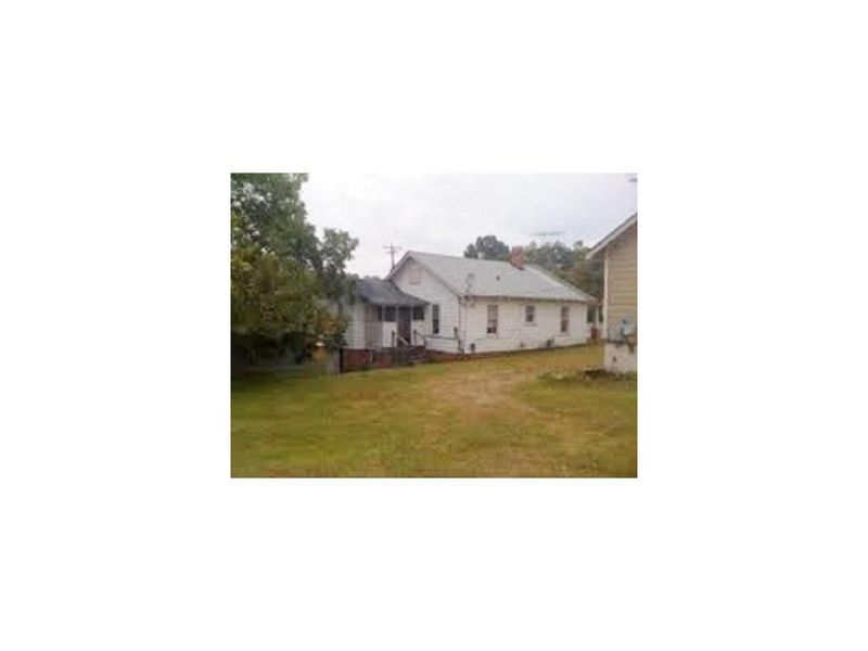 508 W Elm St, Graham, NC 27253