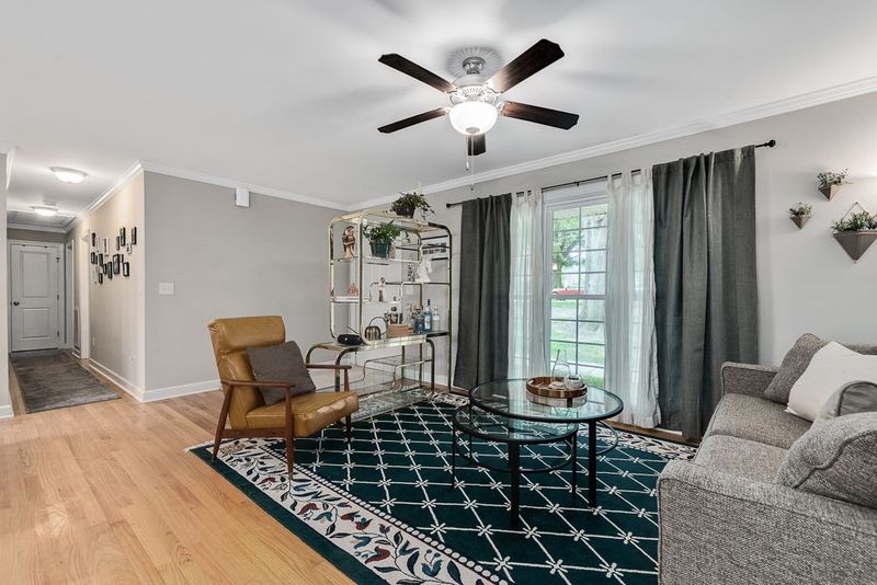 508 England Ave, Fuquay Varina, NC 27526