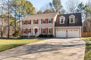 508 Heathridge Ln, Cary, NC 27513