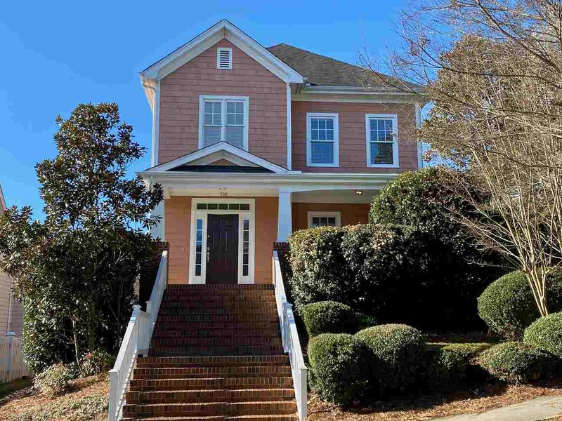 508 Highgrove Dr, Chapel Hill, NC 27516