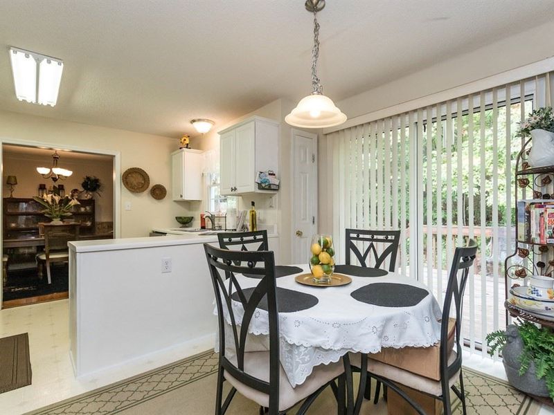 508 Kingswood Dr, Cary, NC 27513