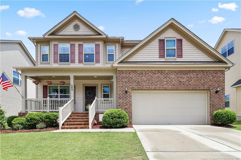 508 Minerva Dale Dr, Fuquay Varina, NC 27526